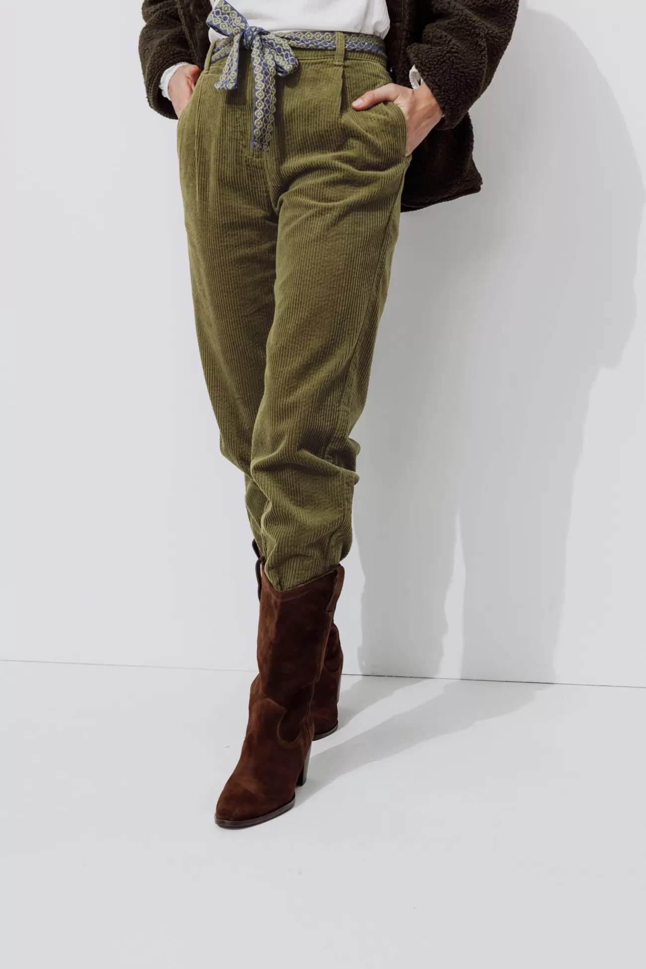 Pantalon en velours côtelé - Vert olive | Promod Discount